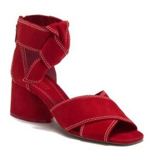 NEW‎ Mercedes Castillo Asuki Red Suede Sandal Sz 7